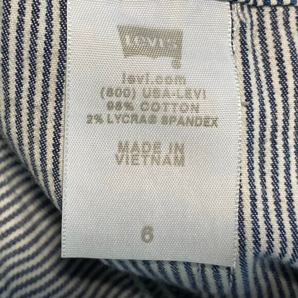 LEVIS Shorts "515 Short" Blue Engineer Stripes Womens Size 6 - Picture 4 of 8